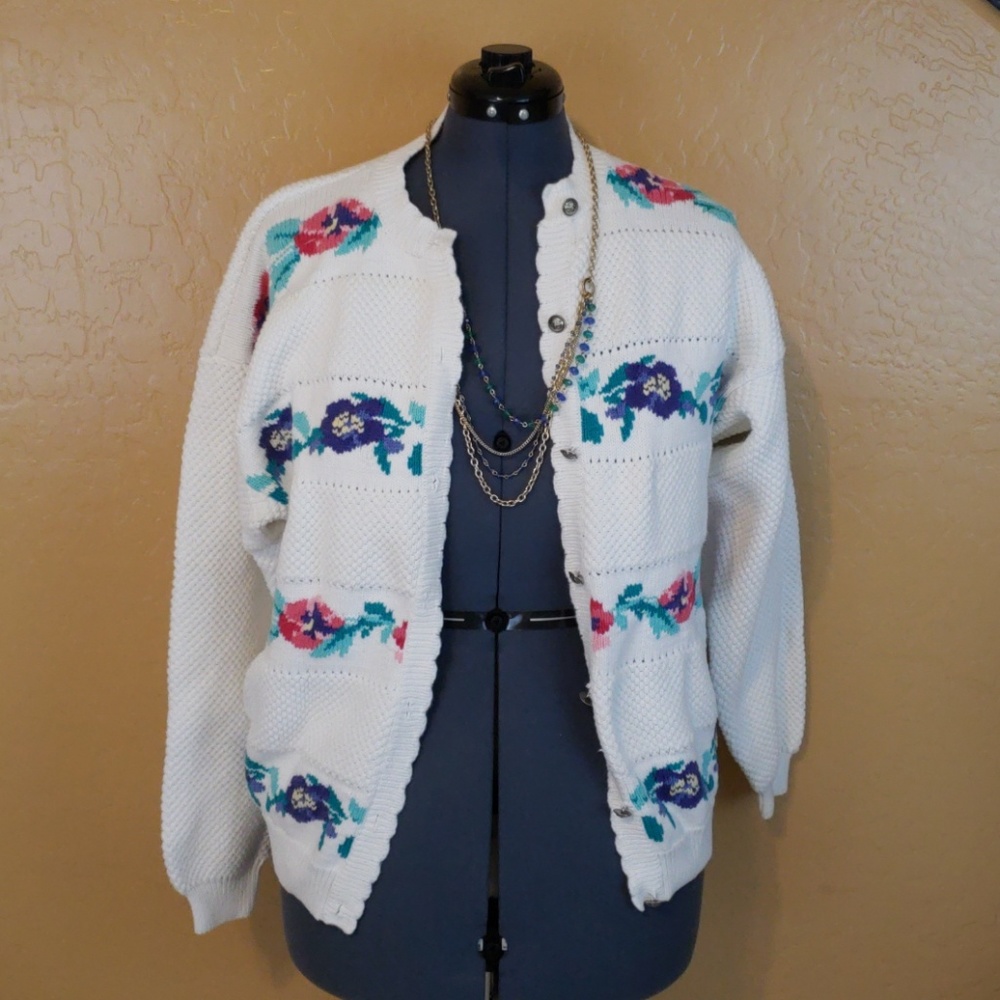 Northern Reflections Grandma Sweater Size XL